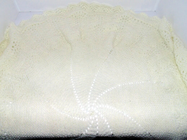 Cream Ruffle Blanket