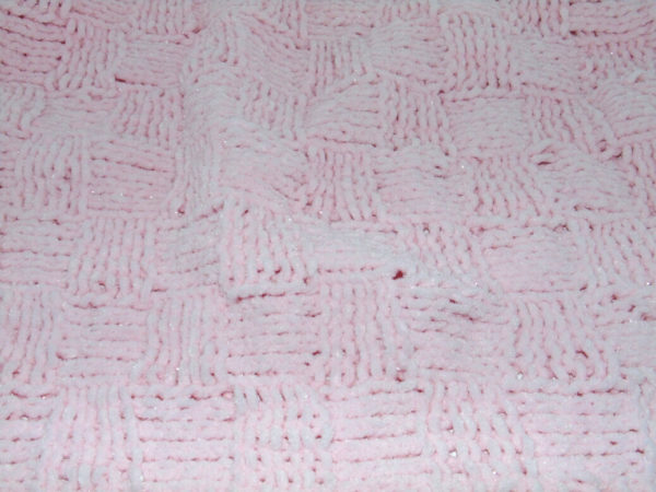 Knitted Chunky Blanket Pink-Sparkle